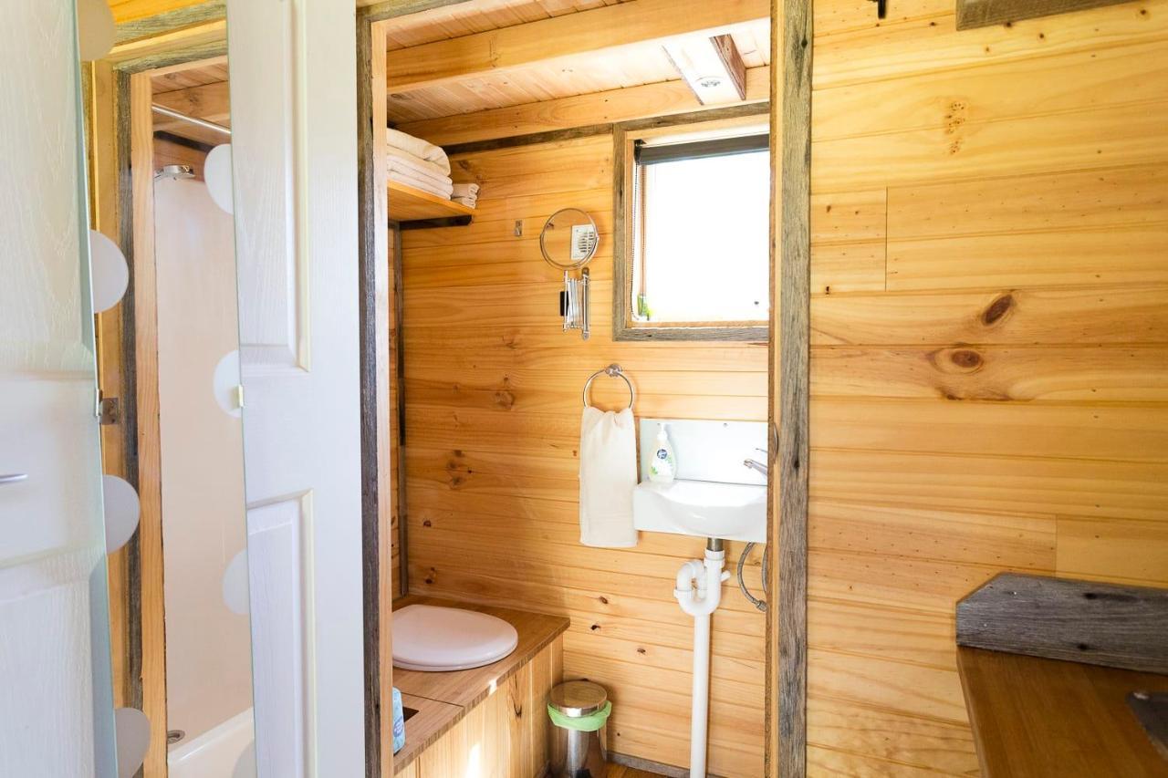 Ardingly Tiny House Newham Exterior photo